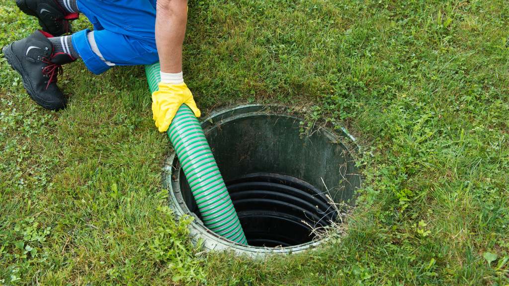 Septic tank pumping